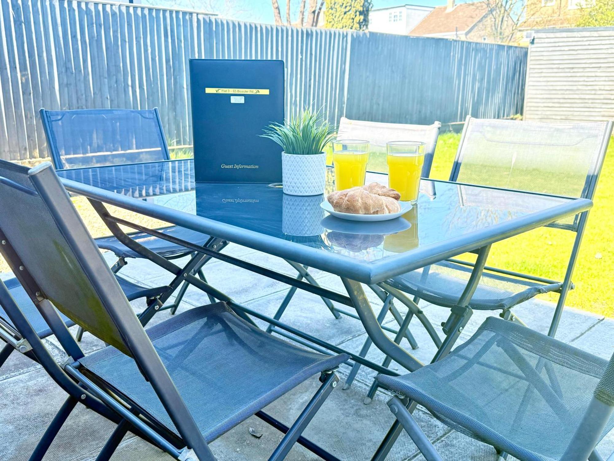 Evergreen Lodge - Two Bed Lux Flat - Parking, Garden, Patio, Wifi, Netflix - Close To Blenheim Palace & Oxford - F3 Kidlington Luaran gambar